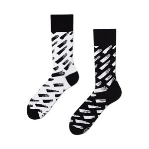 Čierno-biele ponožky Brush Strokes